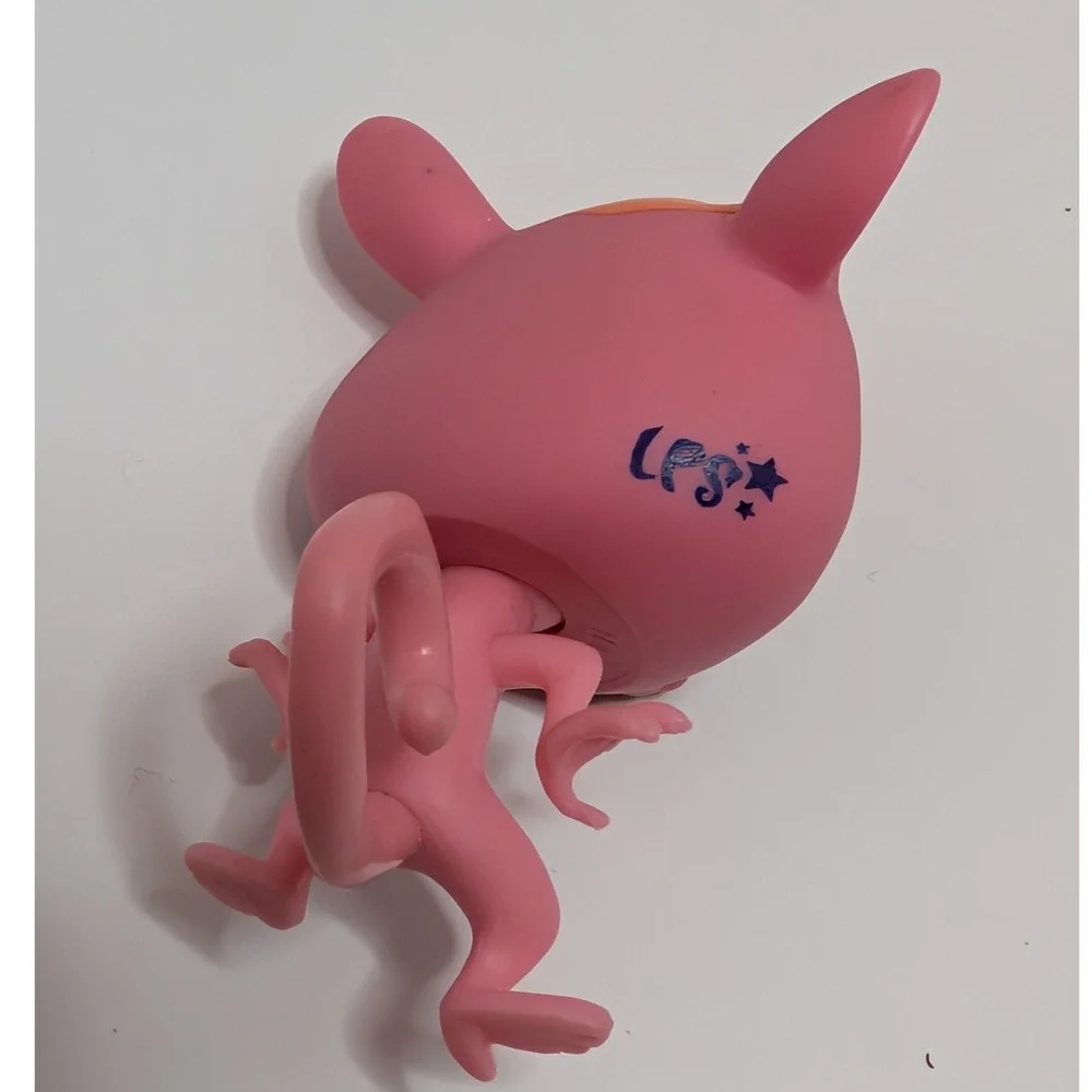Vtg LPS Littlest Pet Shop Pink Lemur #2847 Orange Mohawk Tie Blue Eyes‎ Figure